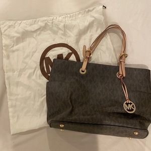 Michael Kors laptop pocketbook